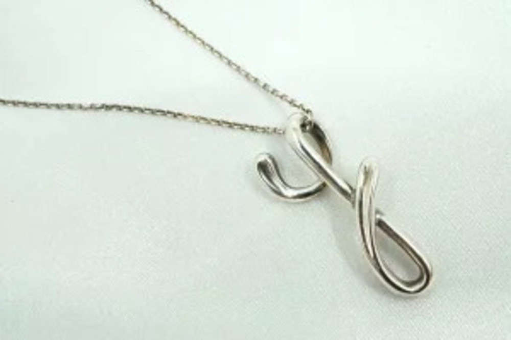 Tiffany Co Elsa Peretti Letter Necklace Yellow Gold